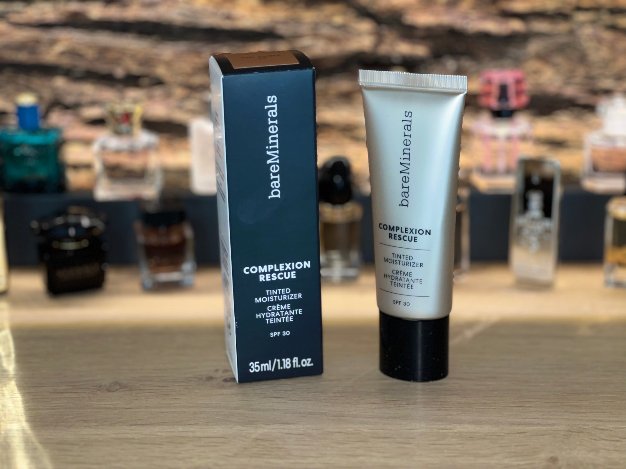 bareMinerals Complexion Rescue Getönte Feuchtigkeitspflege