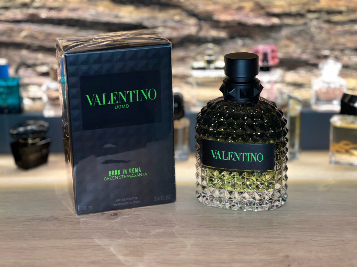 Valentino Uomo Born in Roma Green Stravaganza