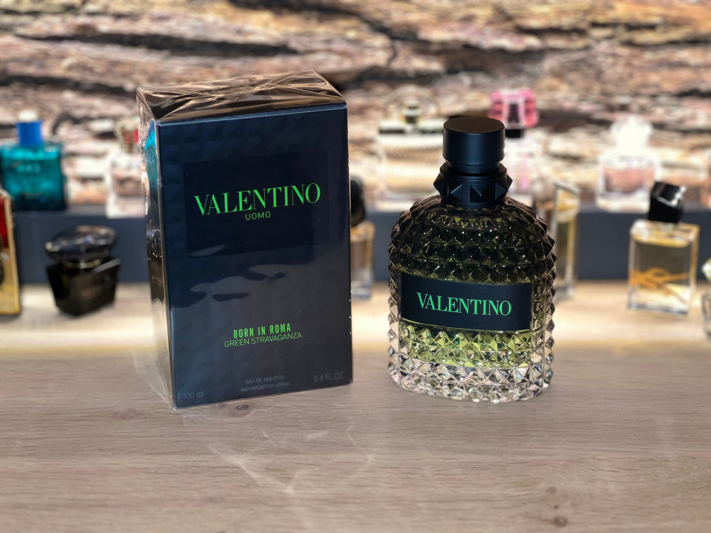 Valentino Uomo Born in Roma Green Stravaganza